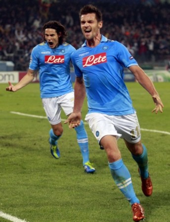 场观众热情, 霸赛开赛以, 共享联盟 场观众热情, 霸赛开赛以, 共享联盟