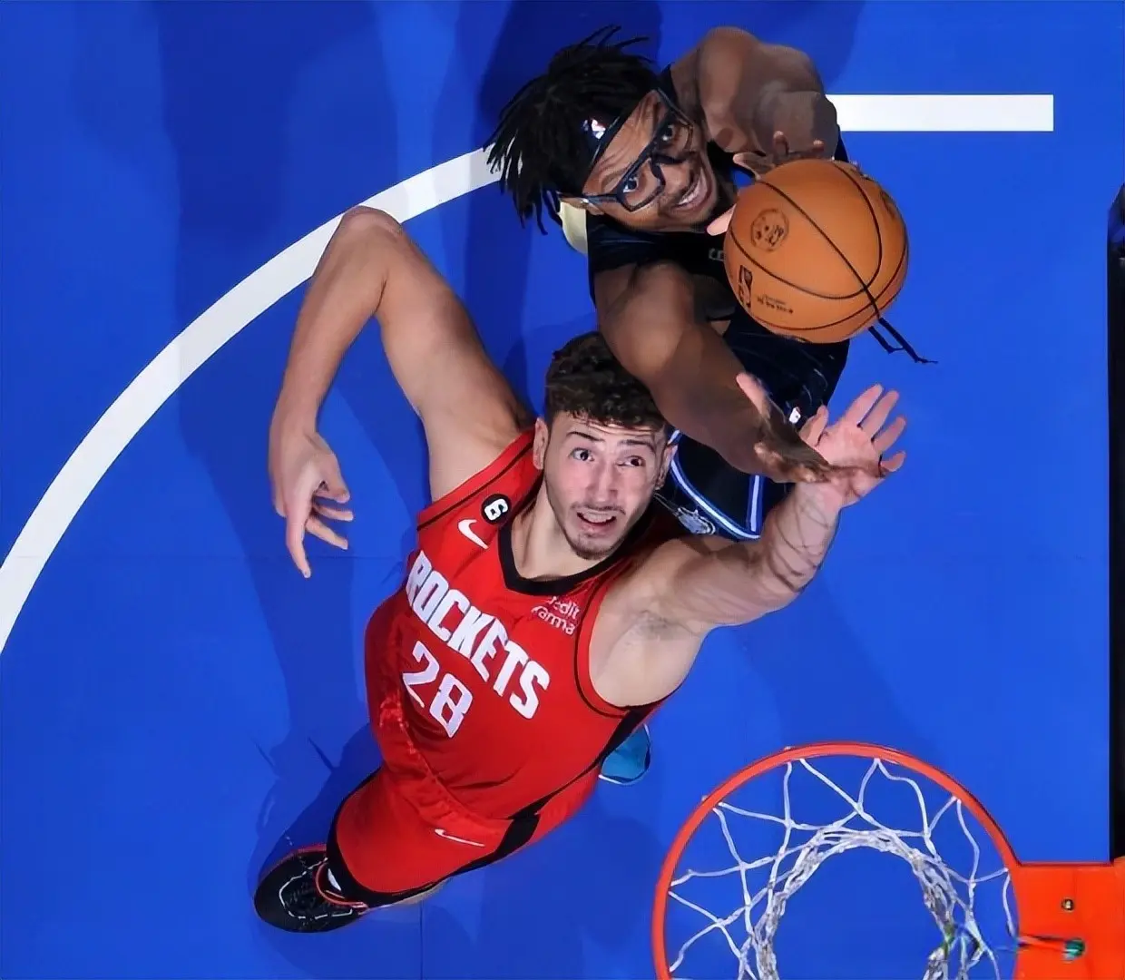 是卡佩拉两, 双塔 是卡佩拉两, 双塔