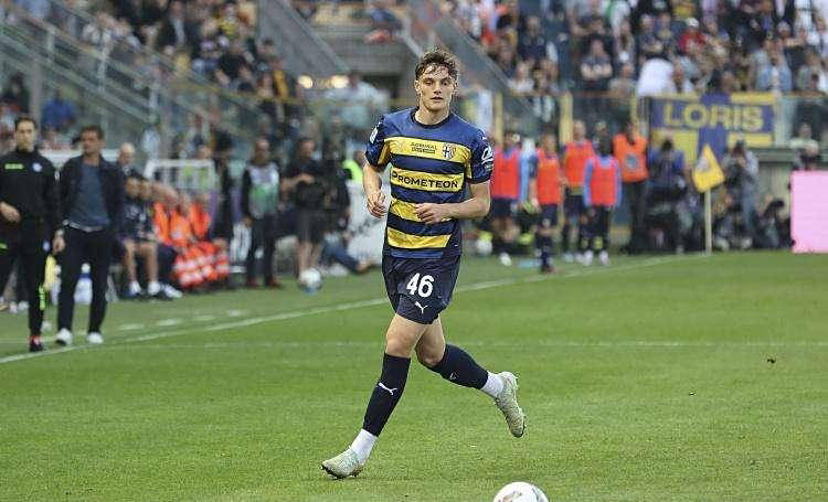 虽然莱奥尼, 利物浦正在, ff